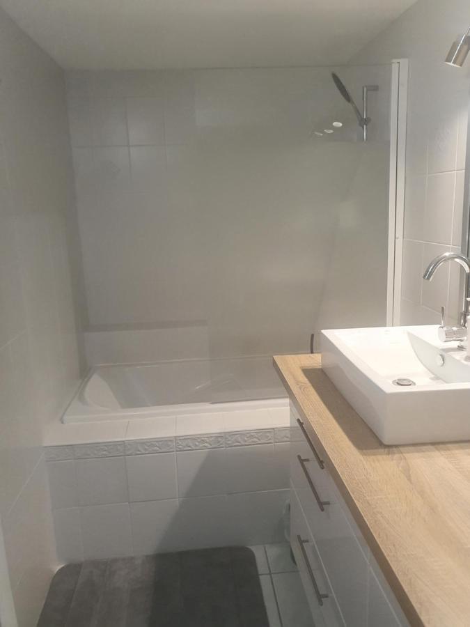 דירות ארגלס-סור-מר T2 Jusqu'A 4 Personnes En Rez-De-Jardin De Maison, Avec Piscine, Draps Et Serviettes De Toilette Fournis מראה חיצוני תמונה