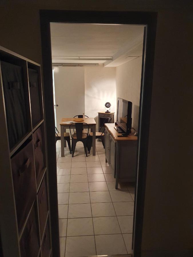 דירות ארגלס-סור-מר T2 Jusqu'A 4 Personnes En Rez-De-Jardin De Maison, Avec Piscine, Draps Et Serviettes De Toilette Fournis מראה חיצוני תמונה